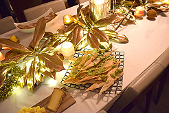 A SPARKLING NEW YEARS